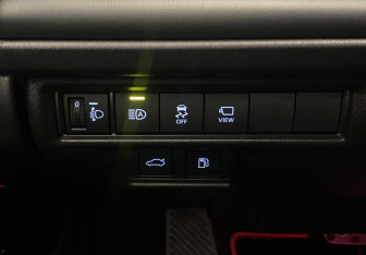 Подержанный автомобиль Toyota Camry Sedan 2024 года (22 фото)