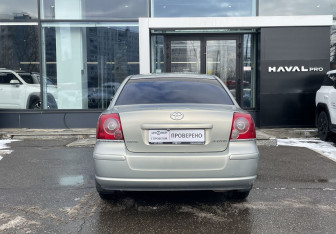 Подержанный автомобиль Toyota Avensis Sedan 2007 года (6 фото)