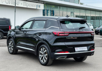 Подержанный автомобиль Chery Tiggo 7 Pro Max 2023 года (7 фото)