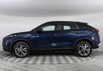 Подержанный автомобиль Omoda C5 2024 года (8 фото)