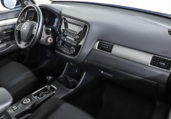 Подержанный автомобиль Mitsubishi Outlander 2013 года (5 фото)