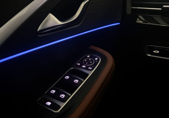 Подержанный автомобиль Omoda C5 2023 года (14 фото)