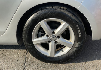 Подержанный автомобиль Volkswagen Golf Hatchback 2009 года (12 фото)