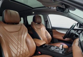 Подержанный автомобиль Chery Tiggo 8 Pro Max 2022 года (13 фото)