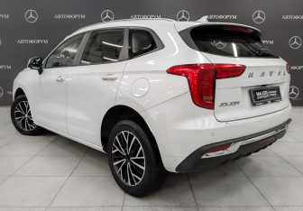 Подержанный автомобиль Haval Jolion 2022 года (7 фото)
