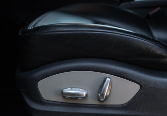 Подержанный автомобиль Porsche Macan 2014 года (15 фото)