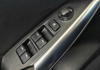 Подержанный автомобиль Mazda 6 Sedan 2013 года (17 фото)