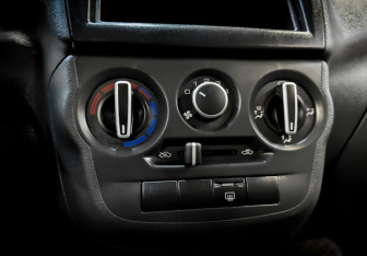 Подержанный автомобиль LADA (ВАЗ) Granta Sedan 2025 года (24 фото)