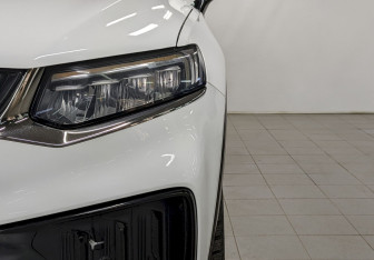 Подержанный автомобиль Geely Tugella 2023 года (18 фото)