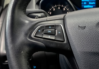 Подержанный автомобиль Ford Focus Hatchback 2018 года (26 фото)