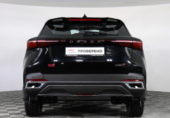 Подержанный автомобиль Omoda C5 2024 года (6 фото)