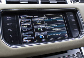 Подержанный автомобиль Land Rover Range Rover Sport 2015 года (21 фото)