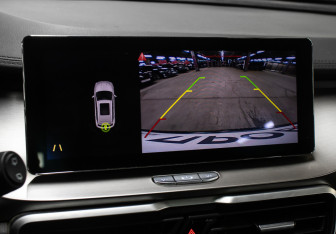 Подержанный автомобиль Geely Coolray 2020 года (22 фото)