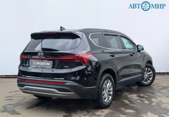 Подержанный автомобиль Hyundai Santa Fe 2021 года (5 фото)