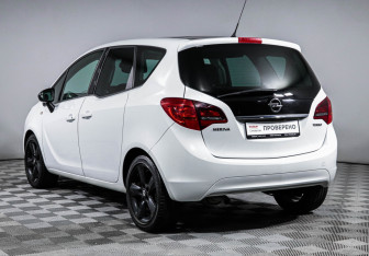 Подержанный автомобиль Opel Meriva 2013 года (7 фото)