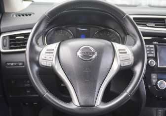 Подержанный автомобиль Nissan Qashqai 2016 года (14 фото)