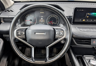 Подержанный автомобиль Haval Jolion 2022 года (21 фото)