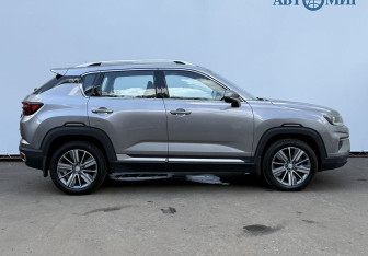 Подержанный автомобиль Changan CS35PLUS 2022 года (4 фото)