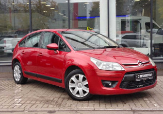 Подержанный автомобиль Citroen C4 Hatchback 2010 года (3 фото)