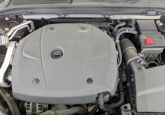 Подержанный автомобиль Volvo V90 Cross Country 2021 года (9 фото)