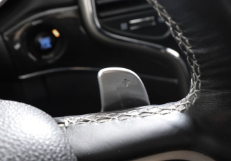 Подержанный автомобиль Jeep Grand Cherokee 2014 года (14 фото)