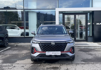 Подержанный автомобиль Changan CS35PLUS 2023 года (2 фото)