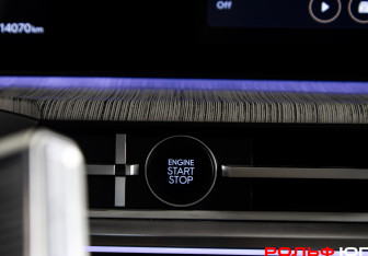 Подержанный автомобиль Hyundai Santa Fe 2024 года (19 фото)