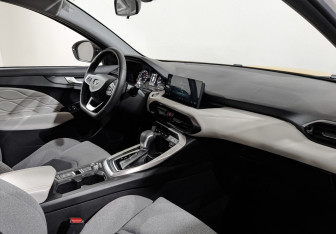 Подержанный автомобиль Kaiyi E5 2023 года (13 фото)