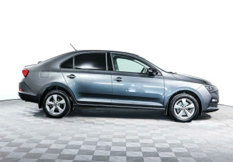 Подержанный автомобиль Skoda Rapid Liftback 2021 года (4 фото)