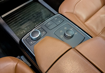 Подержанный автомобиль Mercedes-Benz GLE 2018 года (21 фото)