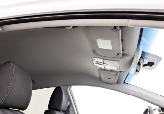 Подержанный автомобиль Hyundai i30 Hatchback 2012 года (22 фото)