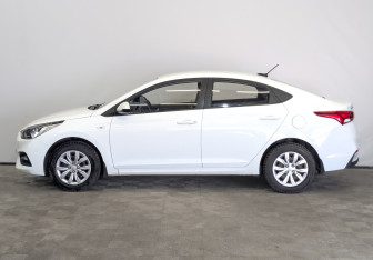 Подержанный автомобиль Hyundai Solaris Sedan 2018 года (8 фото)