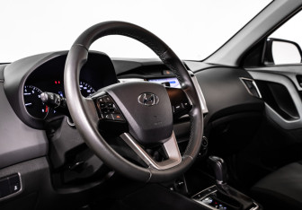 Подержанный автомобиль Hyundai Creta 2021 года (12 фото)
