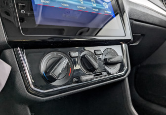 Подержанный автомобиль Jetta VA3 2022 года (21 фото)