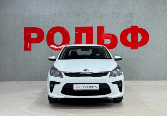 Подержанный автомобиль Kia Rio Sedan 2017 года (2 фото)