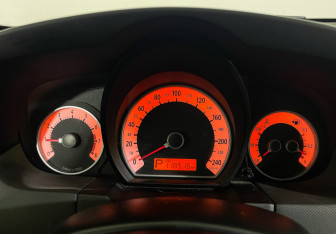 Подержанный автомобиль Kia Ceed Hatchback 2008 года (11 фото)