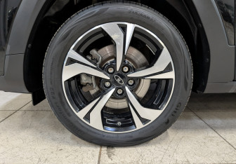 Подержанный автомобиль Москвич 3 2023 года (12 фото)