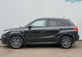 Подержанный автомобиль Suzuki Vitara 2018 года (8 фото)