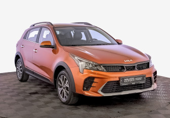 Подержанный автомобиль Kia Rio Hatchback 2022 года (3 фото)