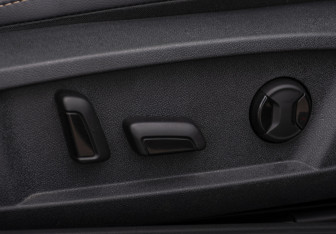 Подержанный автомобиль Volkswagen Passat Sedan 2020 года (20 фото)