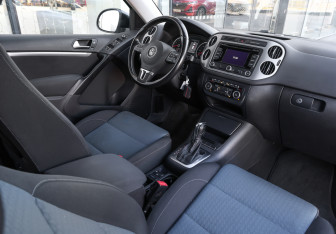 Подержанный автомобиль Volkswagen Tiguan 2013 года (9 фото)
