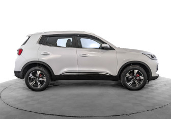 Подержанный автомобиль Chery Tiggo 4 Pro 2023 года (4 фото)