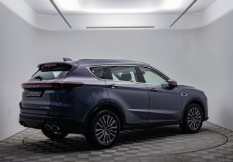 Подержанный автомобиль Jetour X70 2024 года (5 фото)