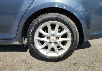 Подержанный автомобиль Kia Ceed Wagon 2009 года (12 фото)
