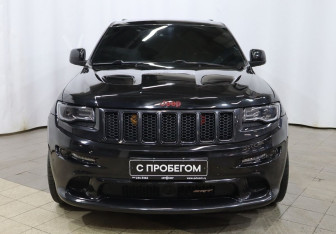 Подержанный автомобиль Jeep Grand Cherokee 2013 года (2 фото)