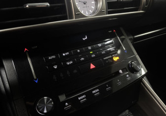 Подержанный автомобиль Lexus IS Sedan 2014 года (17 фото)