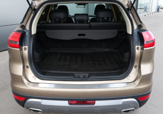Подержанный автомобиль Geely Atlas 2018 года (9 фото)