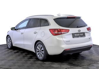 Подержанный автомобиль Kia Ceed Wagon 2018 года (7 фото)