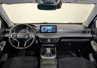 Подержанный автомобиль Haval Jolion 2022 года (13 фото)