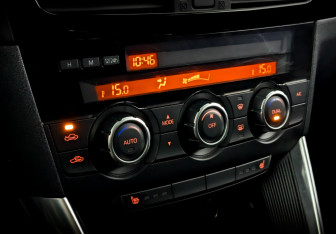 Подержанный автомобиль Mazda CX-5 2013 года (25 фото)